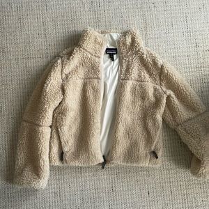 Patagonia fluffy teddy jacket, size S